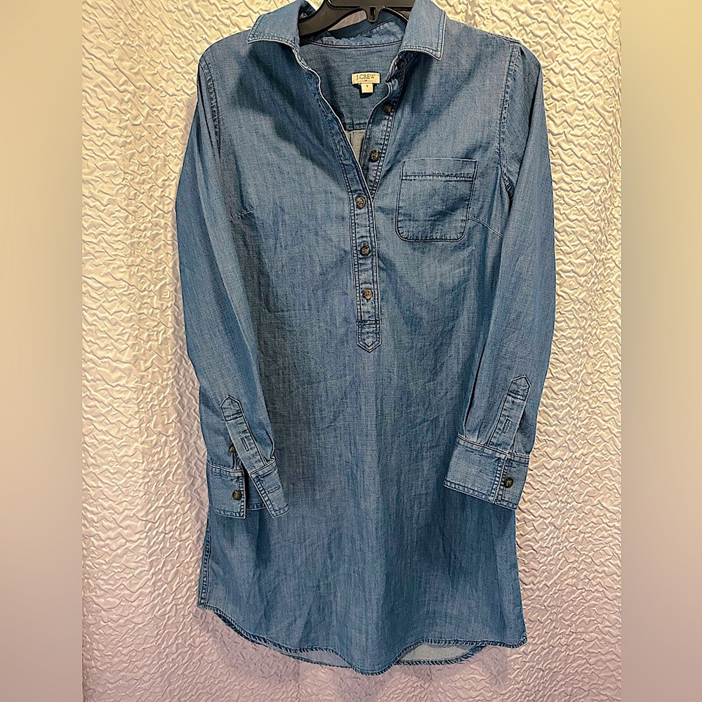 J. Crew Chambray Shirt Dress with 1/2 Button Enclosure Bodice. Size Small.